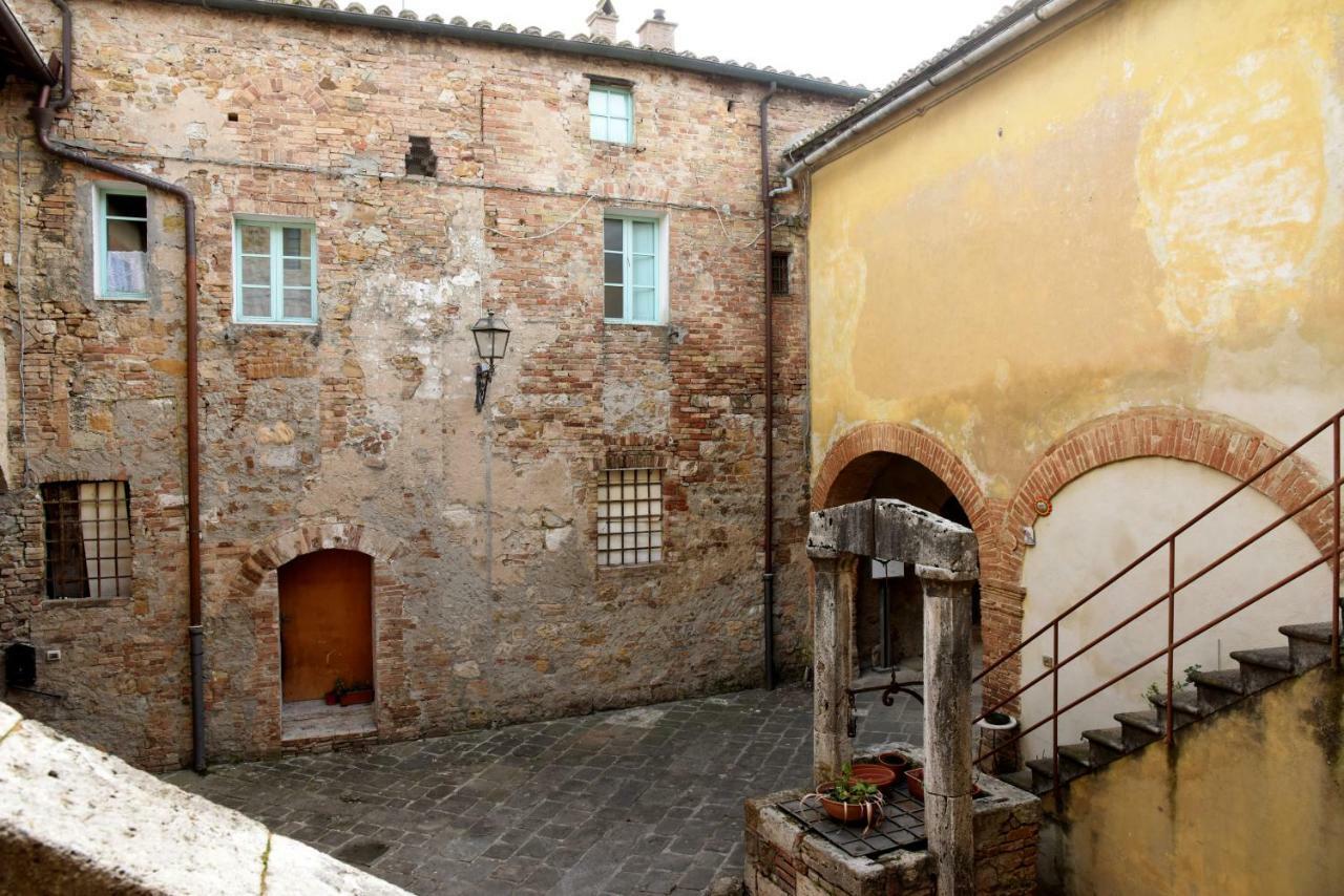 Residenza Storica Il Pozzo Lägenhet San Quirico dʼOrcia Exteriör bild